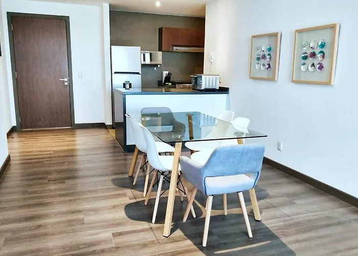 Beautiful Hi-rise, King Size, Hs Wi-fi, Pool, Gym Apartamento