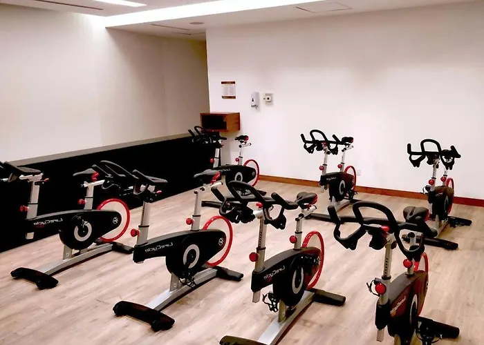 Beautiful Hi-rise, King Size, Hs Wi-fi, Pool, Gym Apartamento