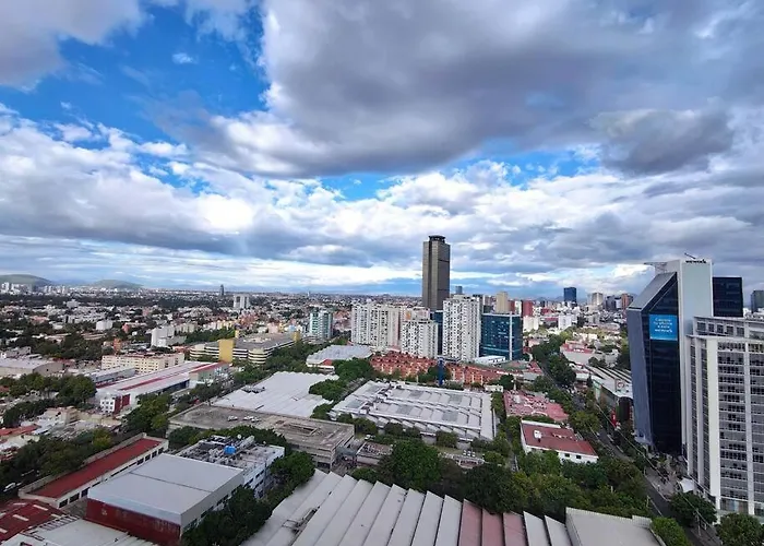 Beautiful Hi-rise, King Size, Hs Wi-fi, Pool, Gym